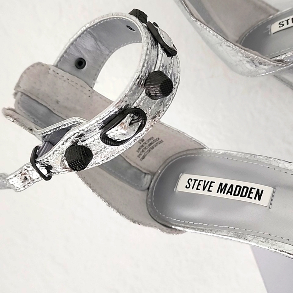 Steve Madden Precious Silver Embellished Women's Heeled Sandals. Size 9.5 - Picture 2 of 13